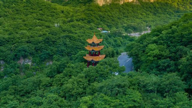 山庄”大比拼澳涞山庄凭什么名列榜首j9九游真人游戏第一品牌中国“最美(图2)