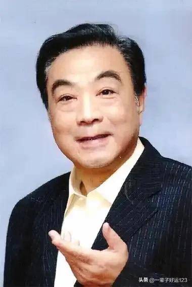 的开工作室有的混迹舞台安心养老九游会J9入口滑稽演员退休后有(图2)