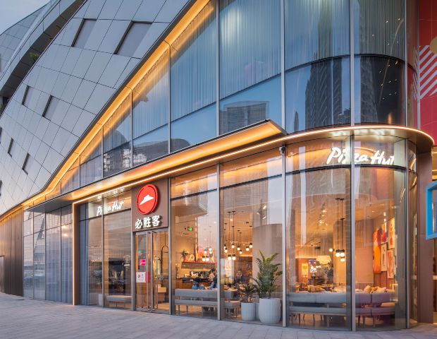 饮品牌价值榜海底捞、瑞幸上榜！九游会J9入口2025年全球餐(图5)